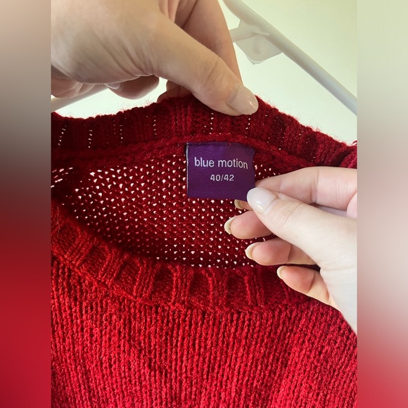 Red Knitted Sweater Medium - Picture 7 of 8